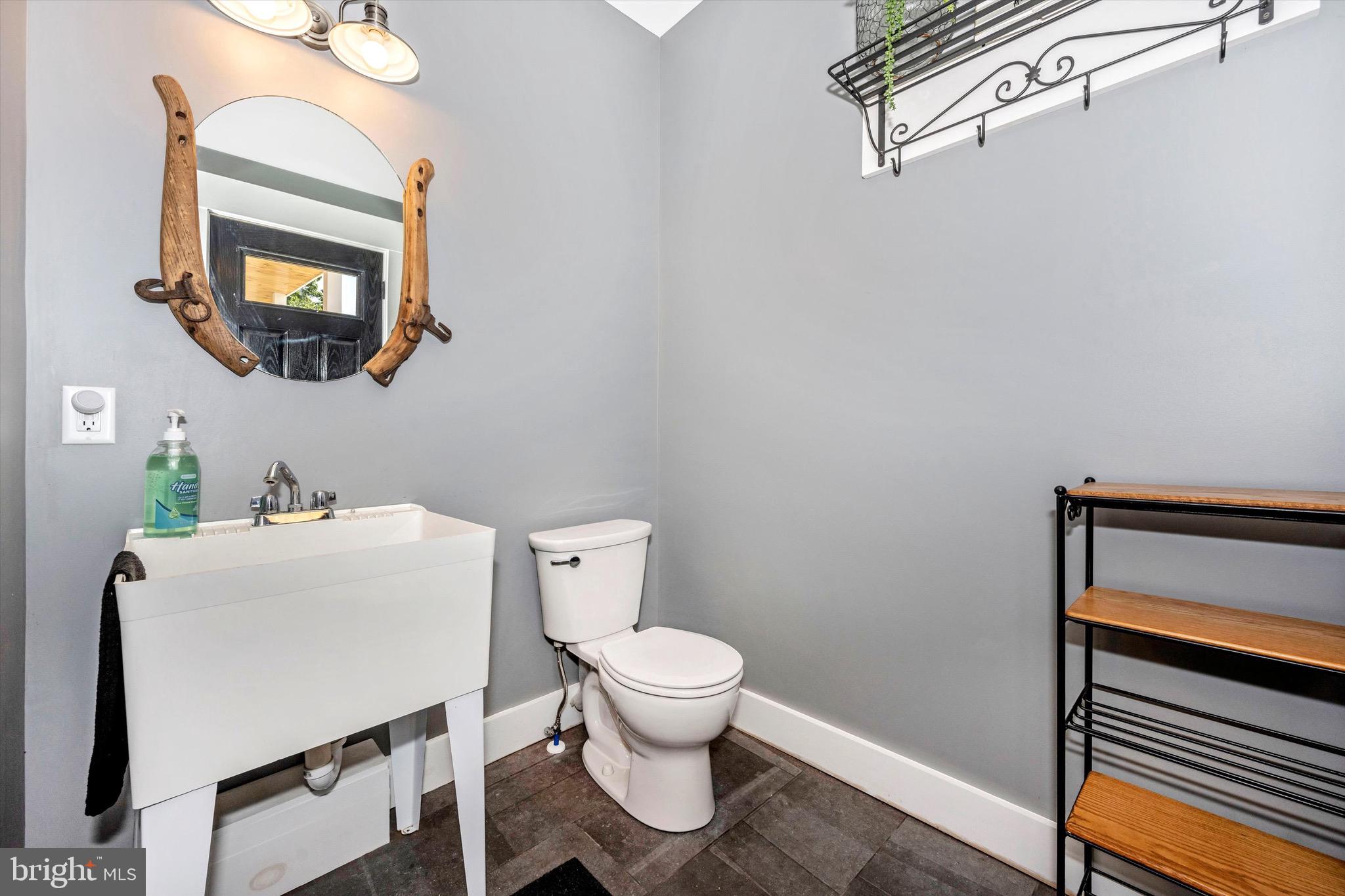 13202 Detour Road Keymar, MD 21757 - Photo 22 of 90 Powder Room