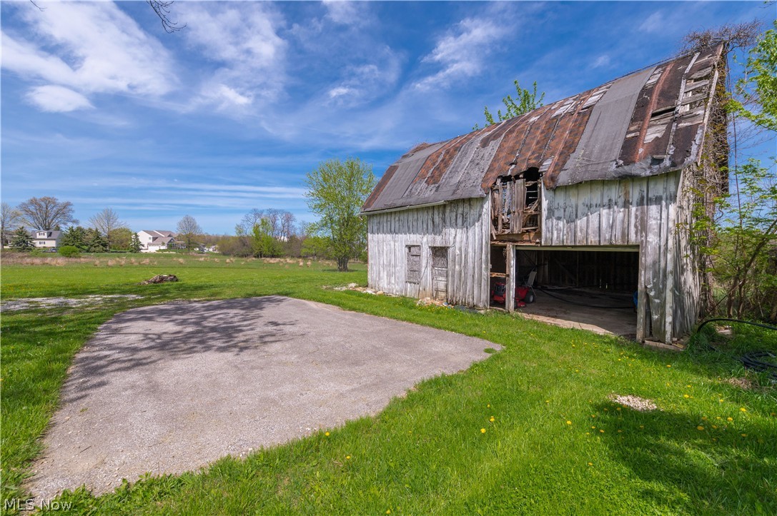 145 State Road Hinckley, OH 44233 - Photo 36 of 48