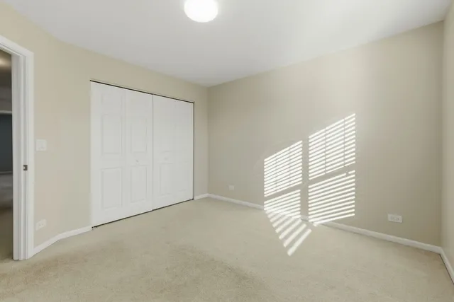 $2,900 | 218 Goldenrod Drive, Unit 218, Elgin, IL 60124