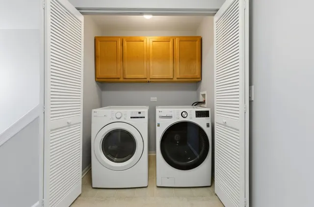 $2,900 | 218 Goldenrod Drive, Unit 218, Elgin, IL 60124