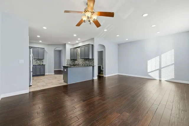 $2,900 | 218 Goldenrod Drive, Unit 218, Elgin, IL 60124