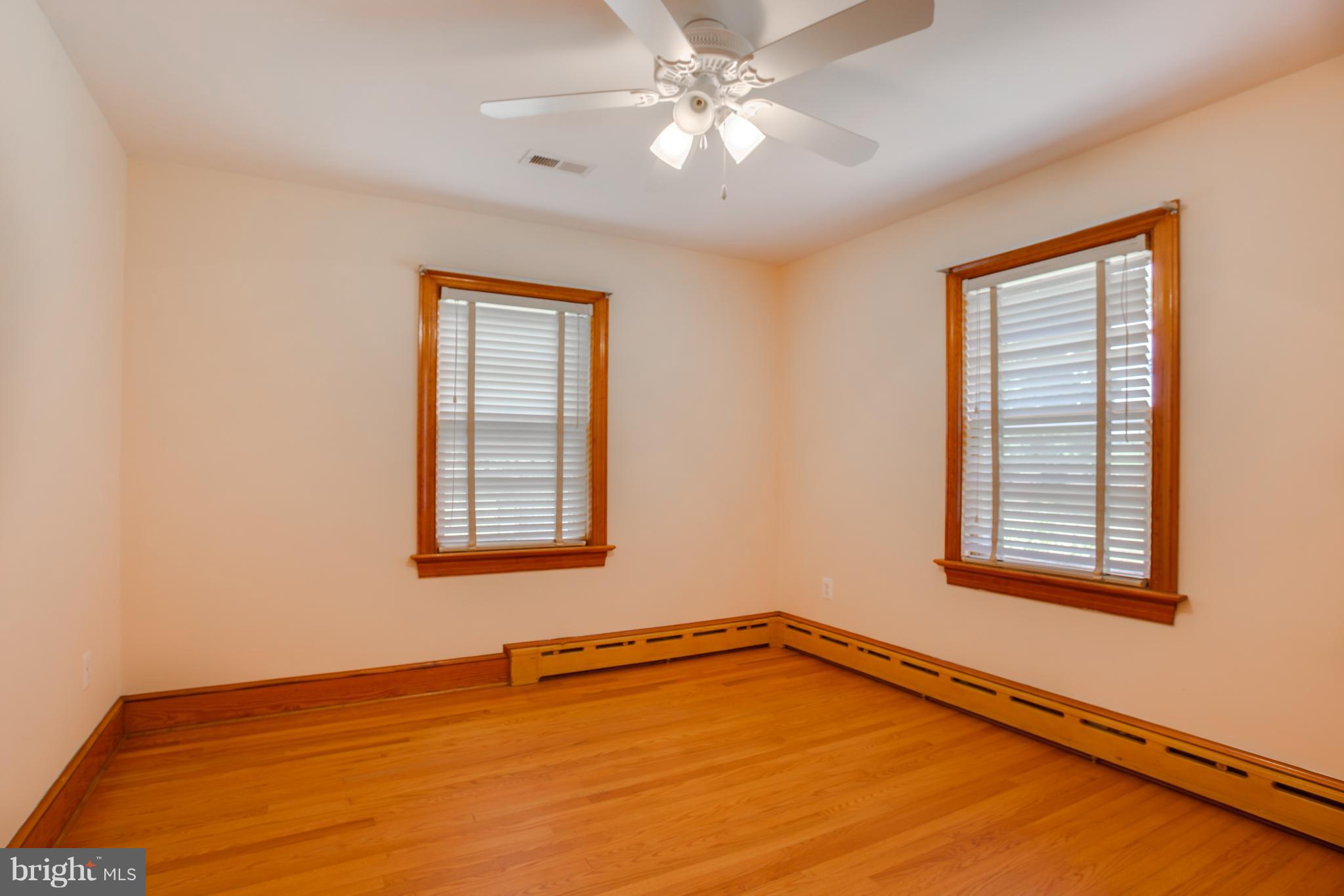 1787 Poplar Road Stafford, VA 22556 - Photo 14 of 24 CEILING FAN & HARDWOOD FLOORS
