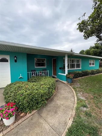 $2,800 | 1790 Russell Drive North, St. Petersburg, FL 33710