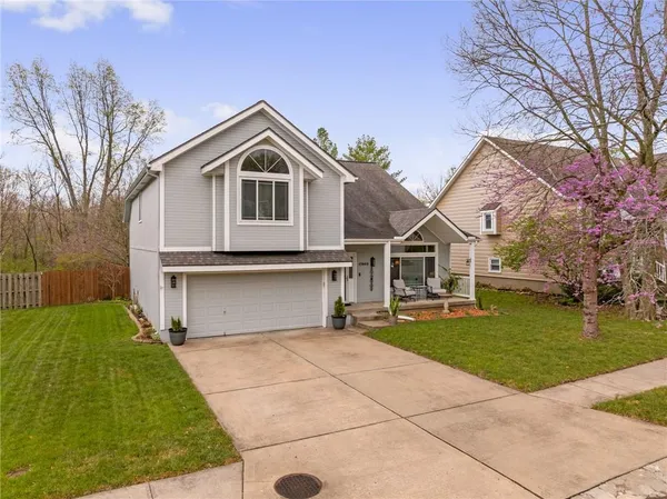 $360,000 | 17005 East 44th Street South, Independence, MO 64055