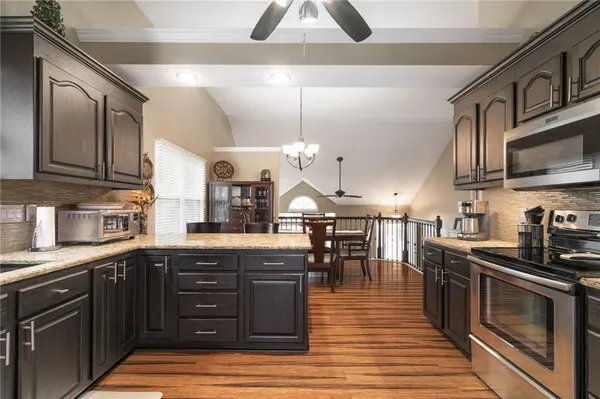 $360,000 | 17005 East 44th Street South, Independence, MO 64055