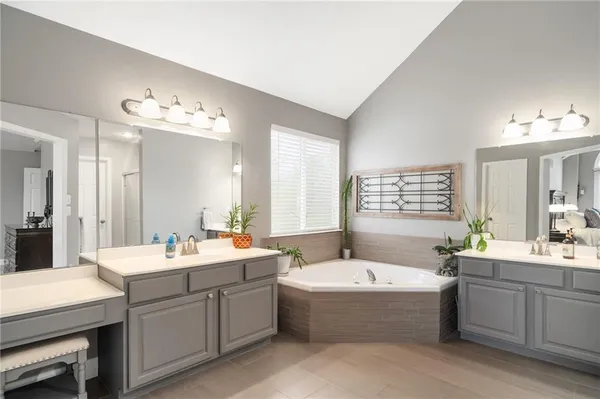 $360,000 | 17005 East 44th Street South, Independence, MO 64055