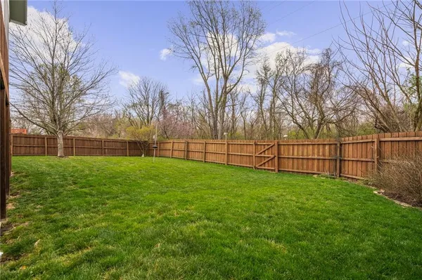 $360,000 | 17005 East 44th Street South, Independence, MO 64055