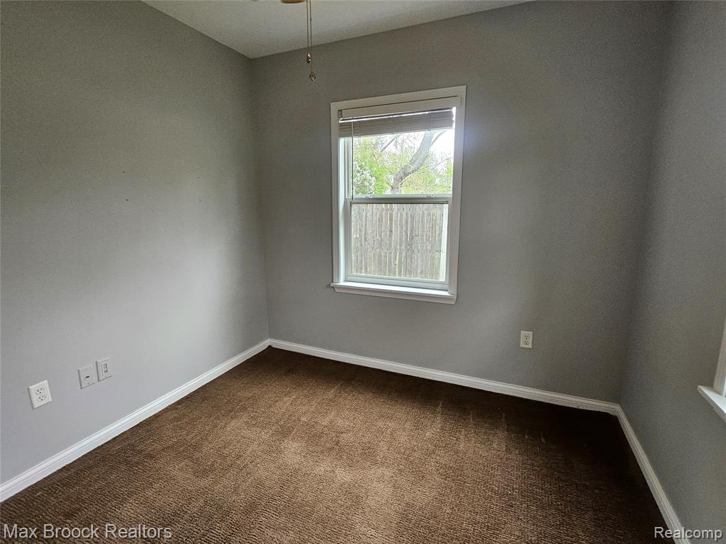 3221 Union Lake Road Commerce Township, MI 48382 - Photo 7 of 20