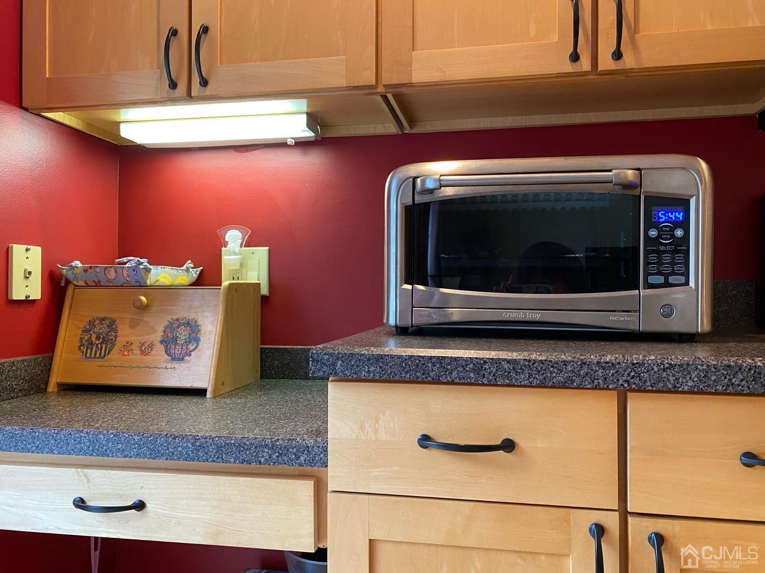 47 Heron Pointe Court Evesham, NJ 08053 - Photo 10 of 44 a view of fireplace