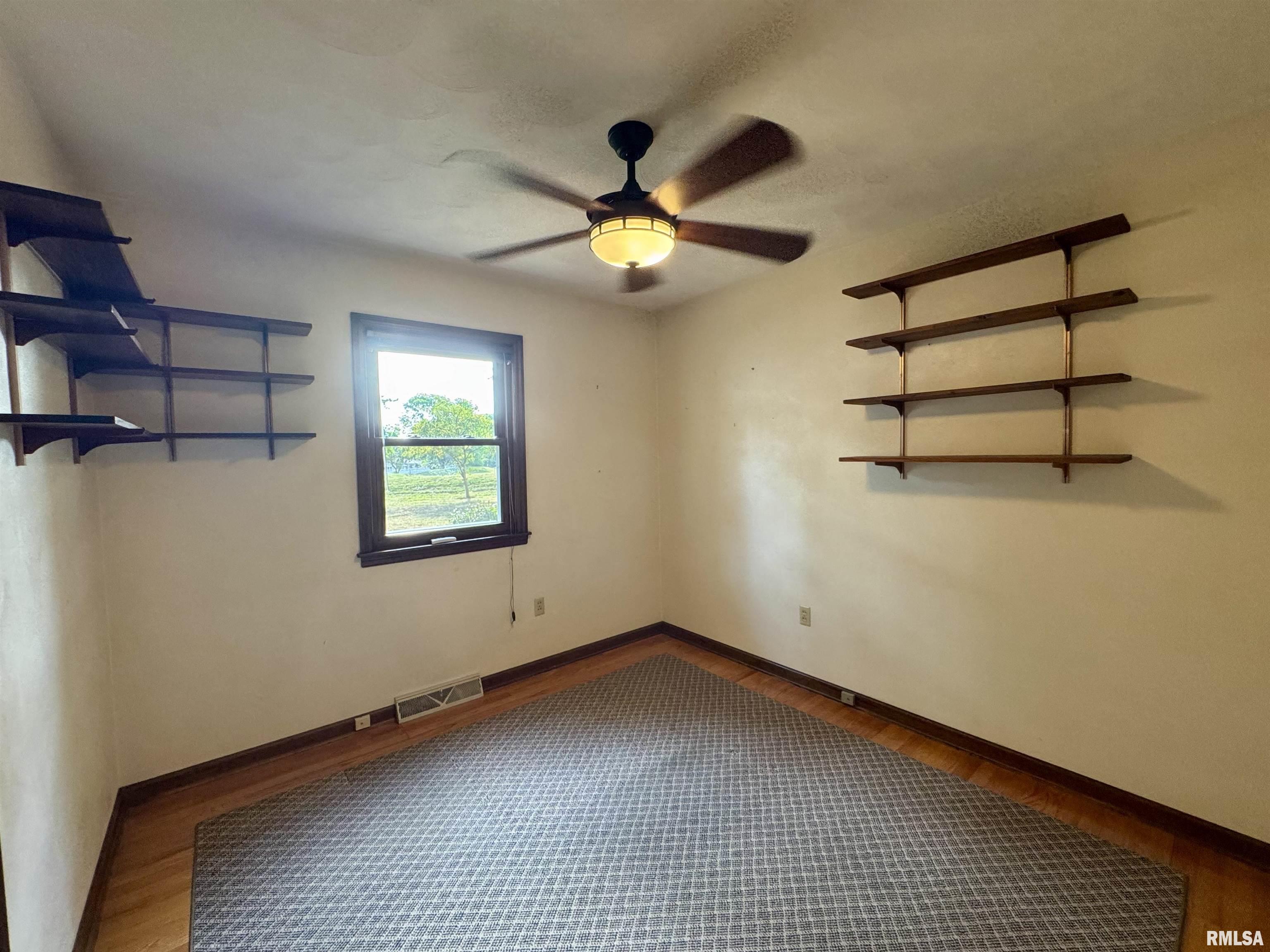 3909 Pine Tree Road Quincy, IL 62305 - Photo 11 of 31