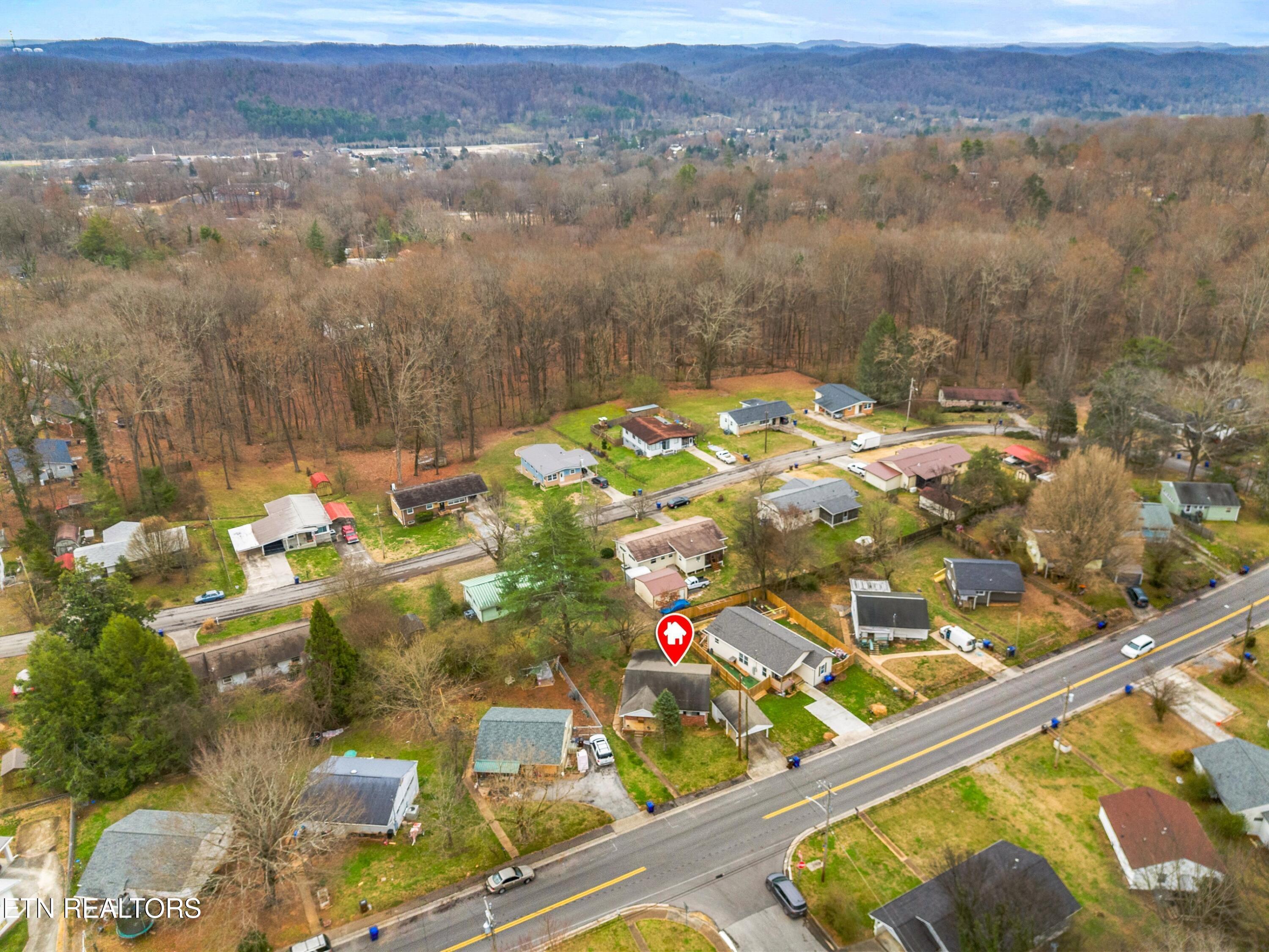 757 West Outer Drive Oak Ridge, TN 37830 - Photo 29 of 30 029-757WestOuterDrive-OakRidge-TN-37830-