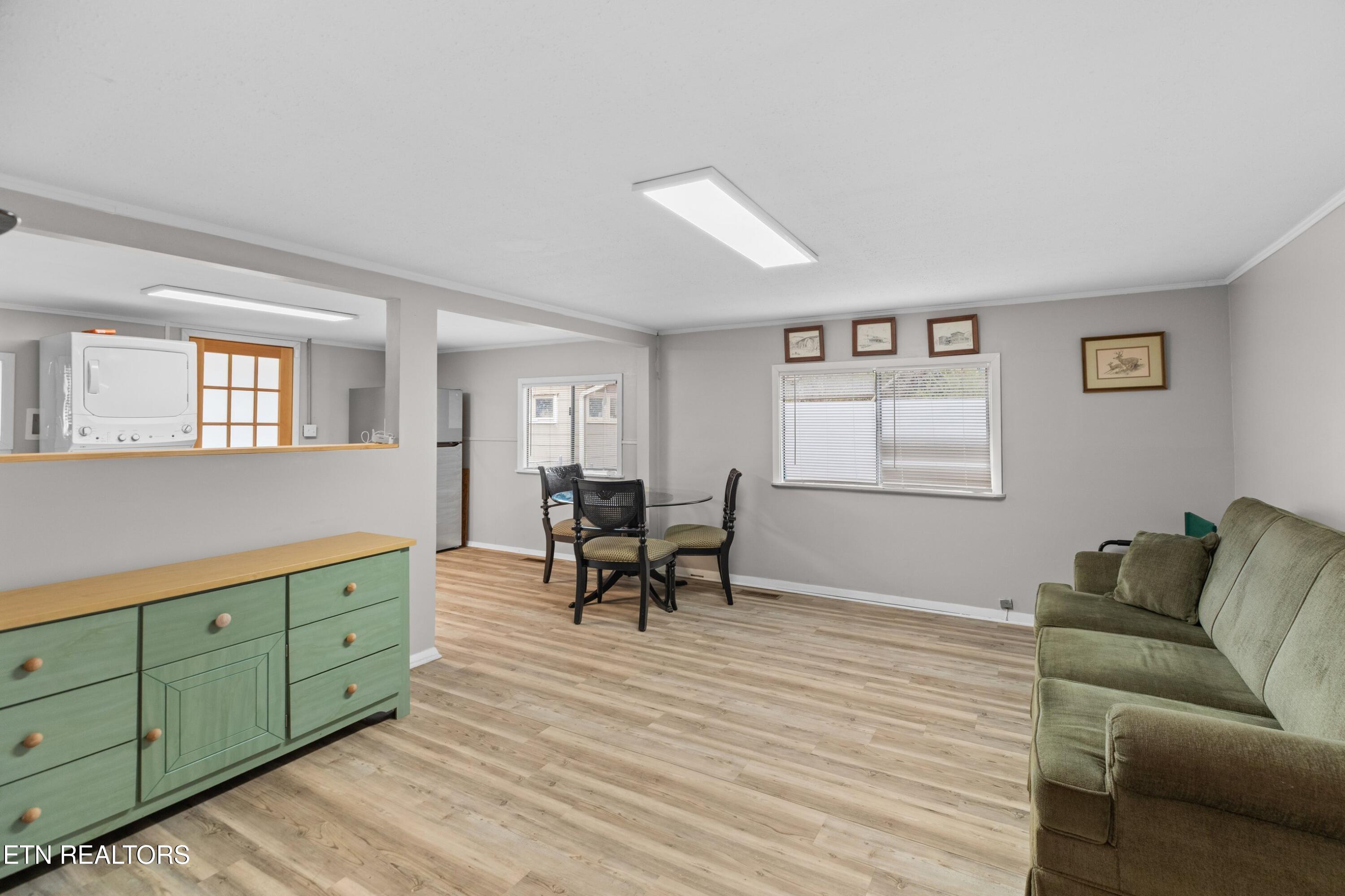 757 West Outer Drive Oak Ridge, TN 37830 - Photo 8 of 30 007-757WestOuterDrive-OakRidge-TN-37830-