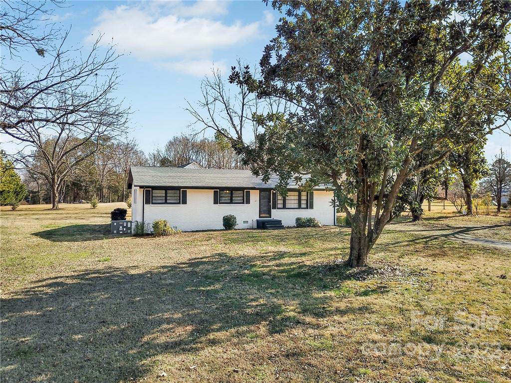 972 Springdale Road Rock Hill, SC 29730 - Photo 2 of 36 Gallery Image 2