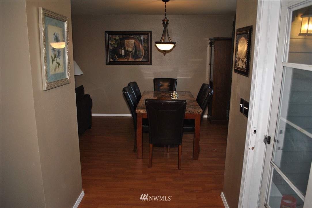 2210 Grade Road, Unit 9 Lake Stevens, WA 98258 - Photo 3 of 20 Gallery Image 3