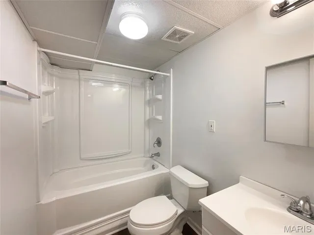 $474,000 | 756 Thunder Hill Drive, O'Fallon, MO 63368