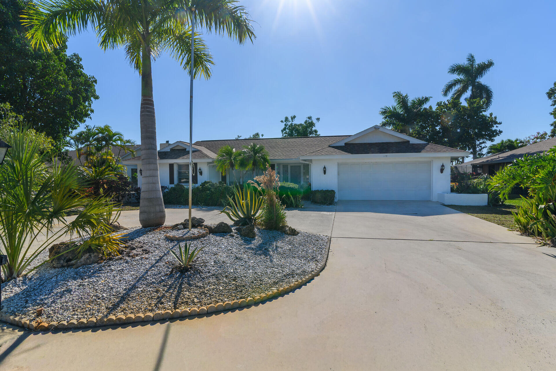 178 Torrey Pines Point Naples, FL 34113 - Photo 2 of 48 virtual-tour-361344-08