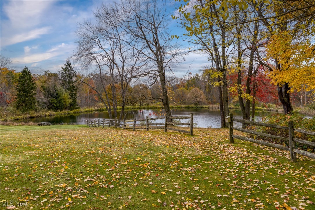 16310 Valley Road Chagrin Falls, OH 44023 - Photo 4 of 39