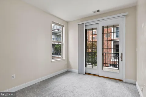 $749,000 | 201 Commodore Court, Philadelphia, PA 19146