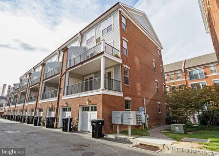 $749,000 | 201 Commodore Court, Philadelphia, PA 19146