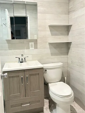 $339,000 | 1 East Broadway, Unit 7B, Long Beach, NY 11561