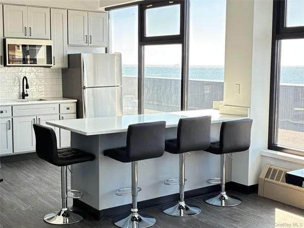 $339,000 | 1 East Broadway, Unit 7B, Long Beach, NY 11561