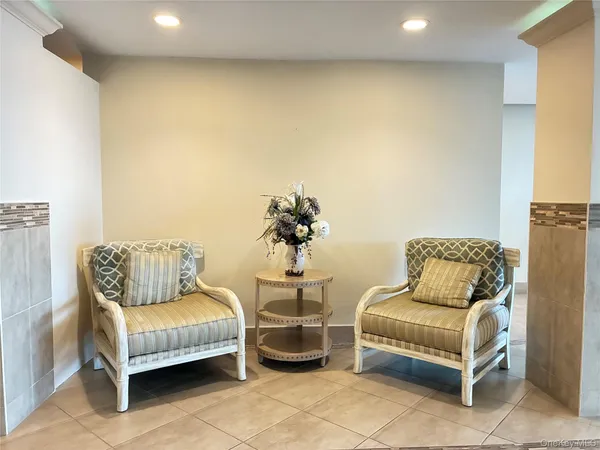 $339,000 | 1 East Broadway, Unit 7B, Long Beach, NY 11561