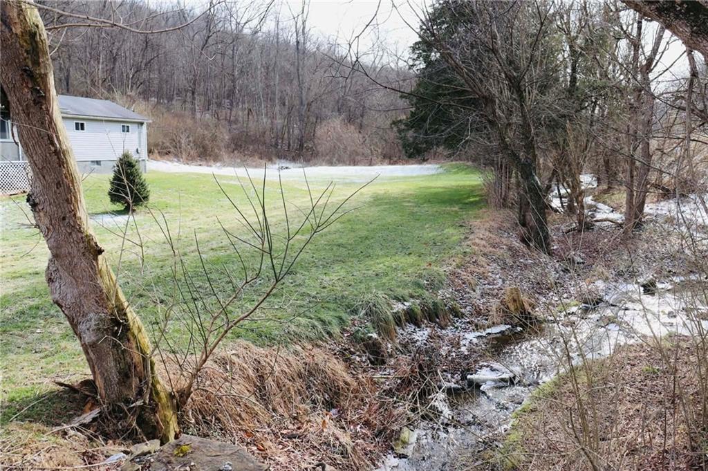 242 Sugar Run Road Waynesburg, PA 15370 - Photo 3 of 24 Gallery Image 3