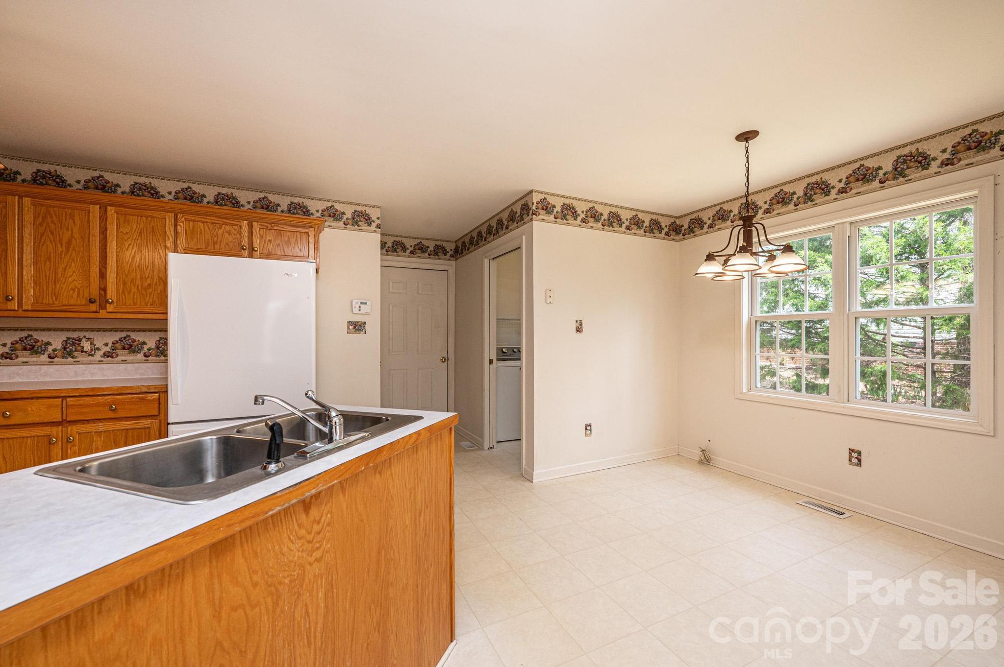 3410 Overbrook Drive Conover, NC 28613 - Photo 20 of 48