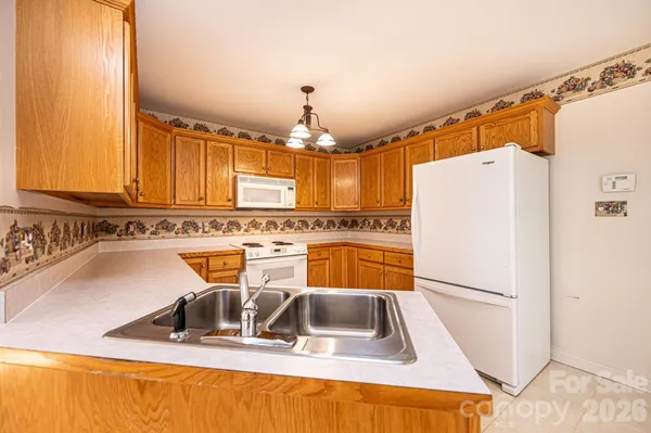 $315,000 | 3410 Overbrook Drive, Conover, NC 28613