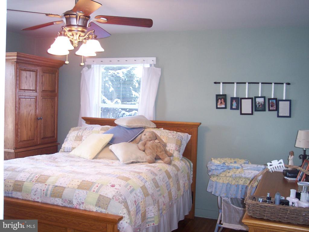32 Campbelltown Road Palmyra, PA 17078 - Photo 5 of 9 Gallery Image 5