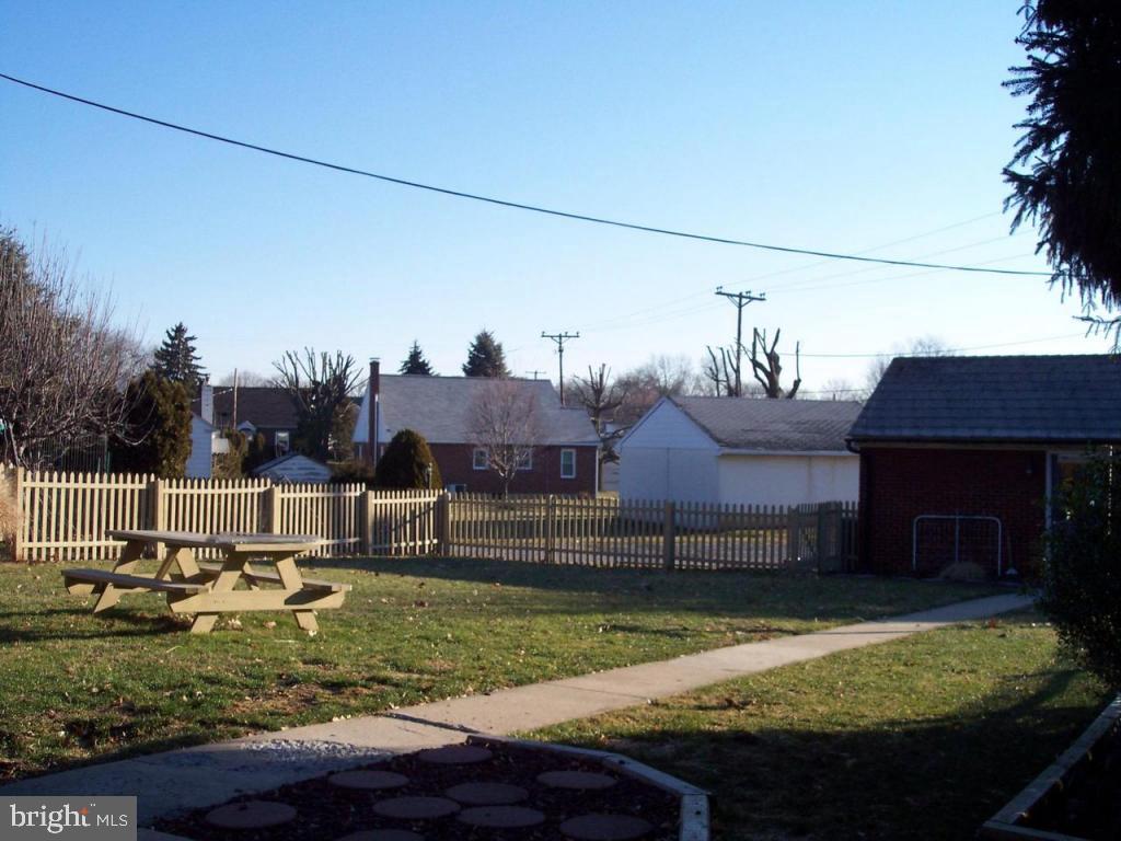 32 Campbelltown Road Palmyra, PA 17078 - Photo 7 of 9 Gallery Image 7