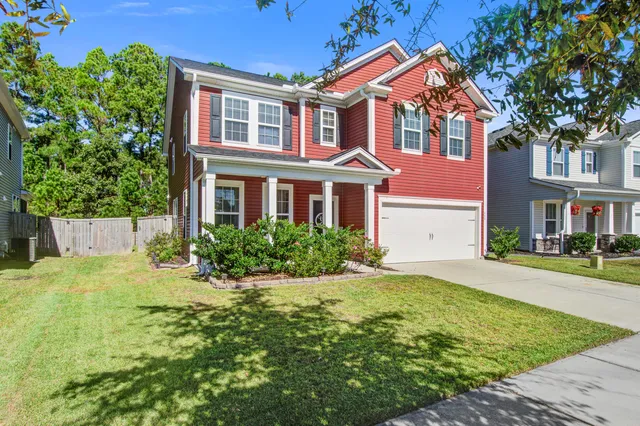 $460,000 | 408 Northern Red Oak Drive, Summerville, SC 29486