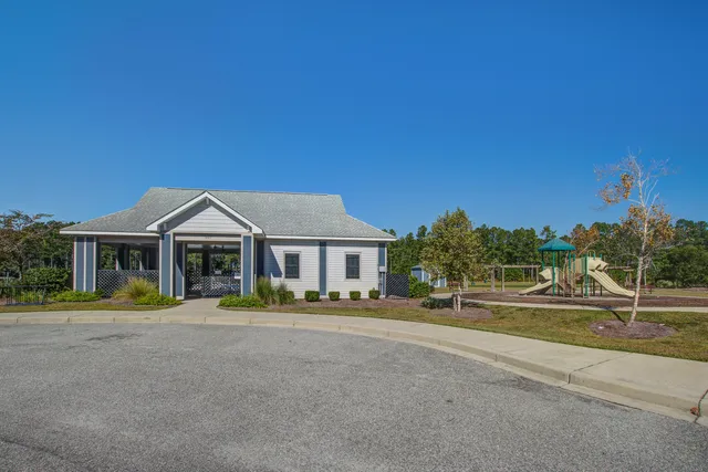 $460,000 | 408 Northern Red Oak Drive, Summerville, SC 29486