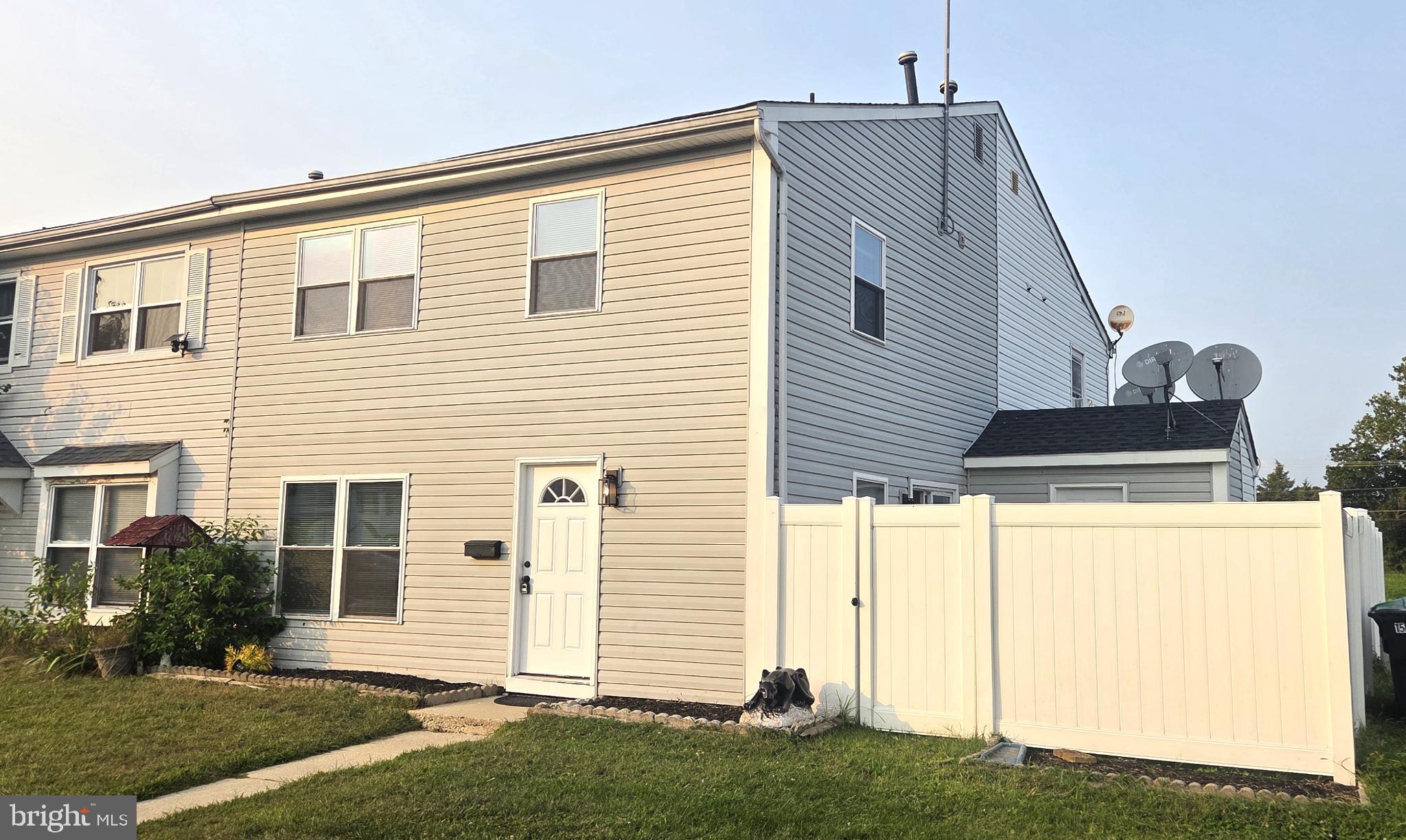 15 Lawrence Court Sicklerville, NJ 08081 - Photo 3 of 33 a front view of a house with a yard