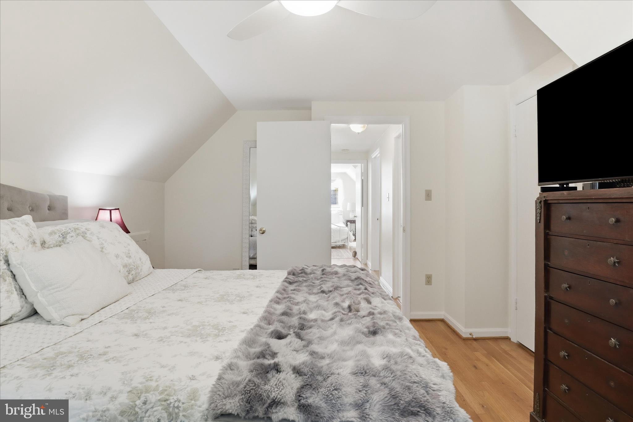 8143 Edmonton Court Springfield, VA 22152 - Photo 24 of 43