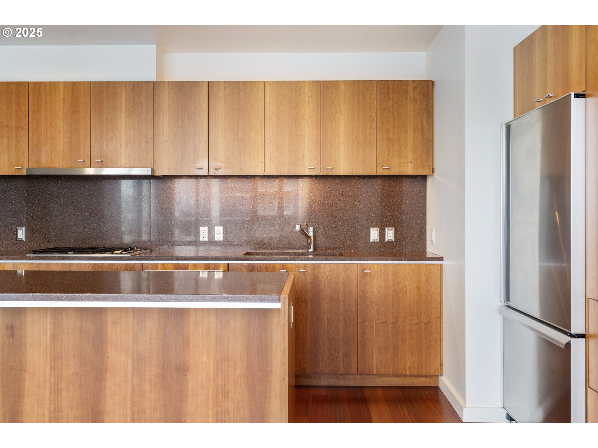 841 Southwest Gaines Street, Unit 1704 Portland, OR 97239 - Photo 11 of 45 Gallery Image 11