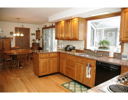 11 Revolutionary Road Acton, MA 01720 - Photo 3 of 8 Gallery Image 3