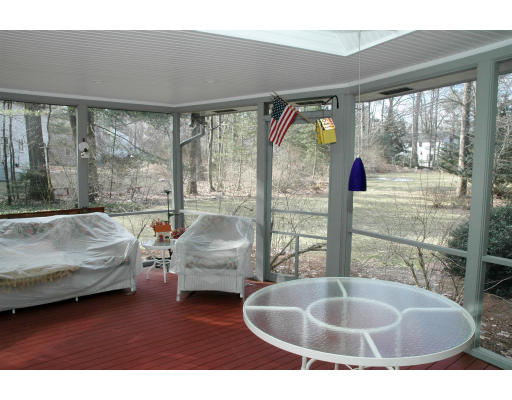 11 Revolutionary Road Acton, MA 01720 - Photo 7 of 8 Gallery Image 7