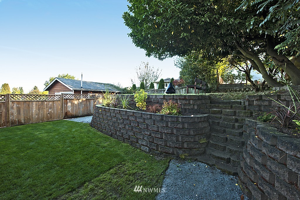 3723 Southwest Monroe Street Seattle, WA 98126 - Photo 17 of 17