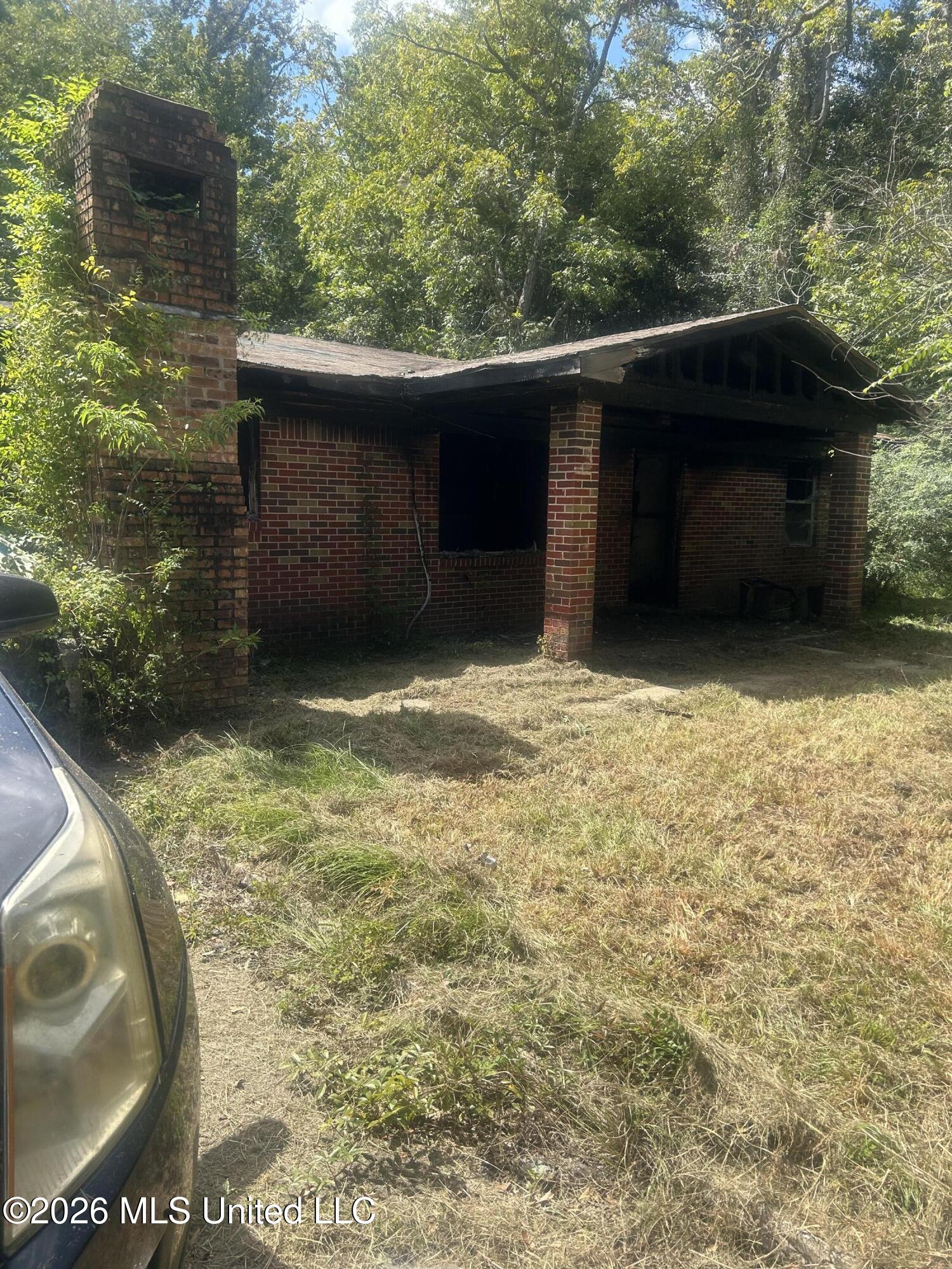 5318 Gregory Street Moss Point, MS 39563 - Photo 1 of 6 IMG_6200