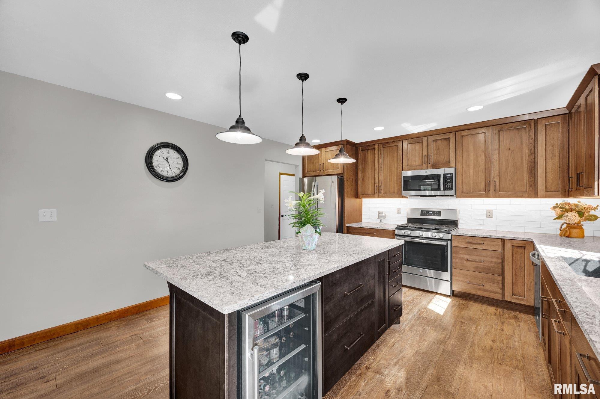 5 Old Farm Lane Washington, IL 61571 - Photo 13 of 65