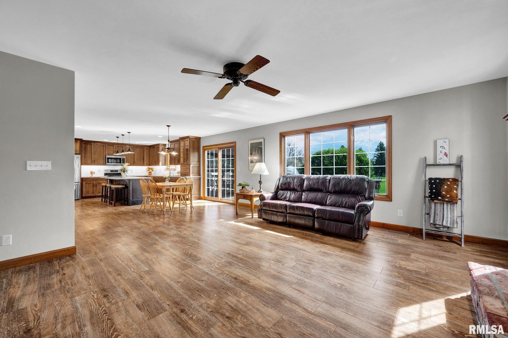 5 Old Farm Lane Washington, IL 61571 - Photo 9 of 65