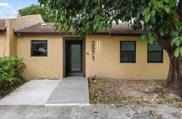 $2,900 | 2871 Northwest 204th Lane, Miami Gardens, FL 33056