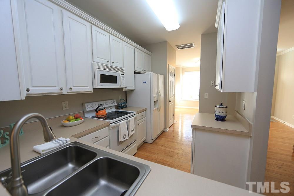 8239 City Loft Court Raleigh, NC 27613 - Photo 5 of 19 Gallery Image 5