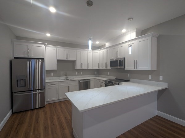 13 Nahant Street, Unit 4C Lynn, MA 01902 - Photo 3 of 28