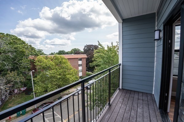 13 Nahant Street, Unit 4C Lynn, MA 01902 - Photo 9 of 28