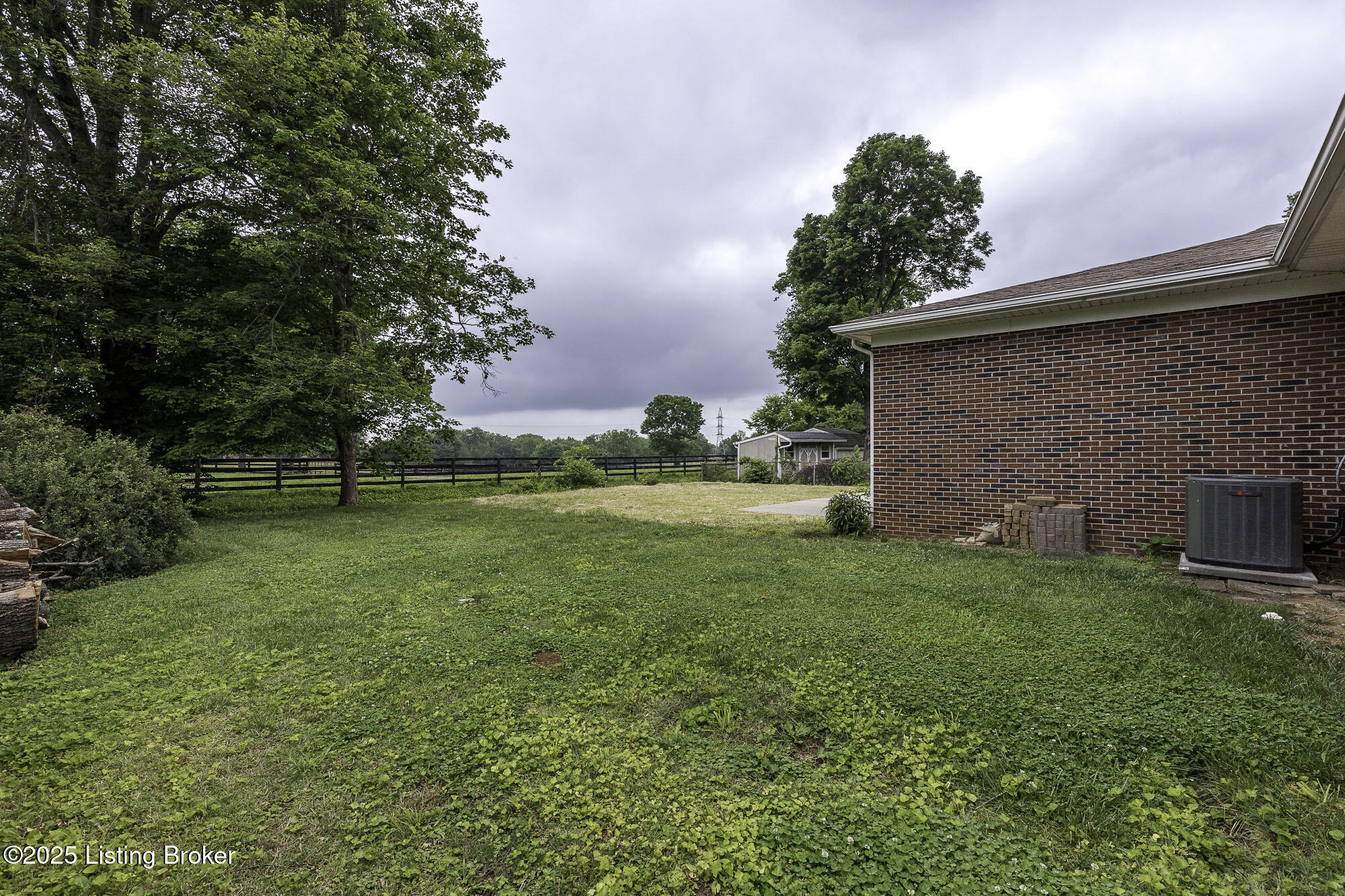 6512 Ridge Cliff Road Louisville, KY 40228 - Photo 44 of 51 Ridge039