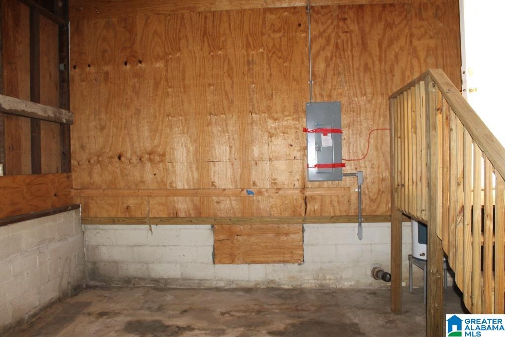 8315 Hall Avenue Leeds, AL 35094 - Photo 37 of 43