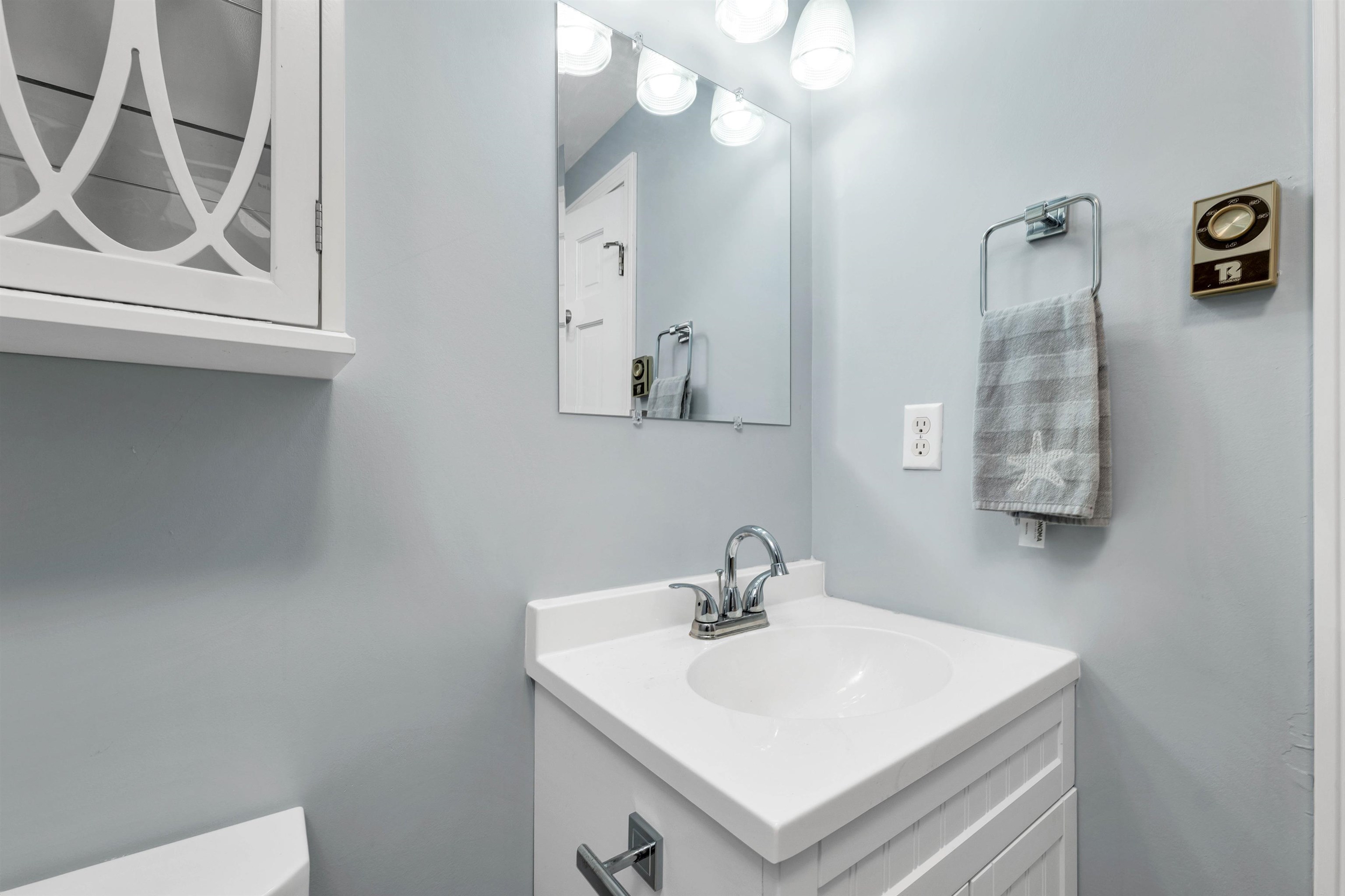 445 Ocean Boulevard, Unit 11 Hampton, NH 03842 - Photo 4 of 34