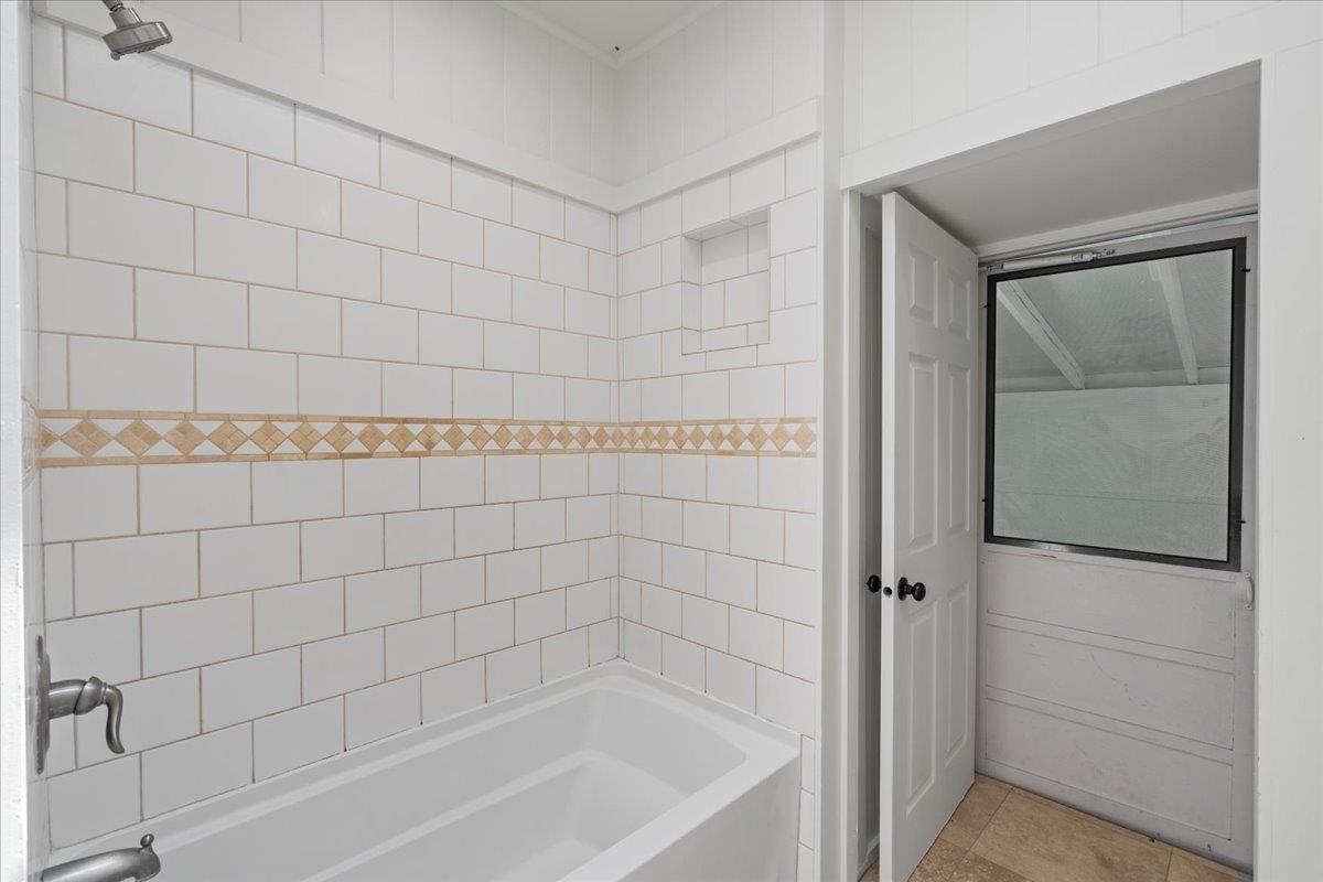 3217 Luahine Place Haiku, HI 96708 - Photo 14 of 48